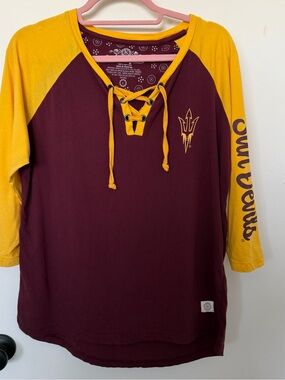 Three Square Arizona State Sun Devils Lace-Up Raglan Shirt Size Large
